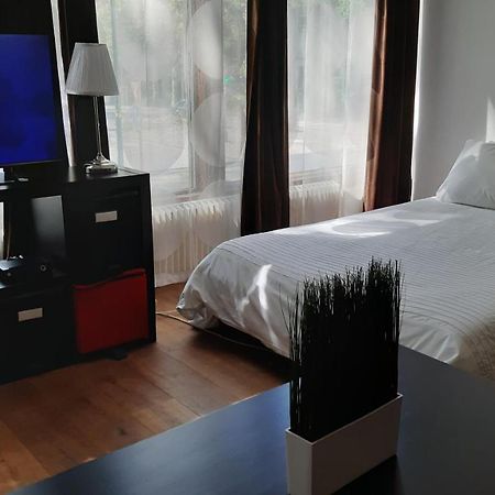 Brussels Louise Studio Apartment Bagian luar foto