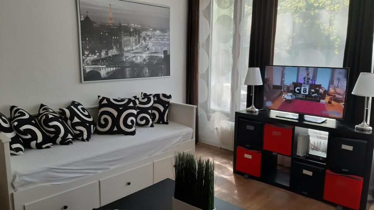 Brussels Louise Studio Apartment Bagian luar foto