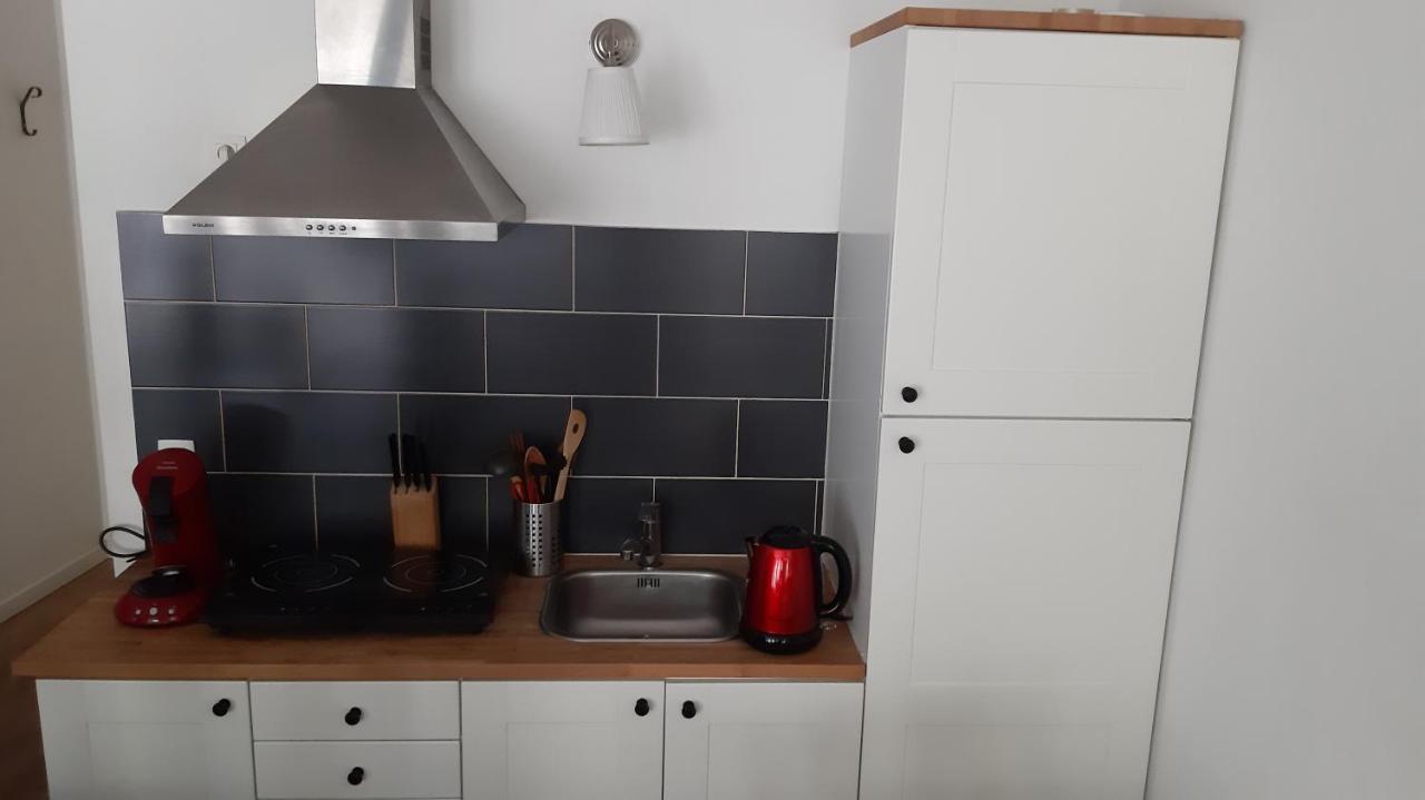 Brussels Louise Studio Apartment Bagian luar foto