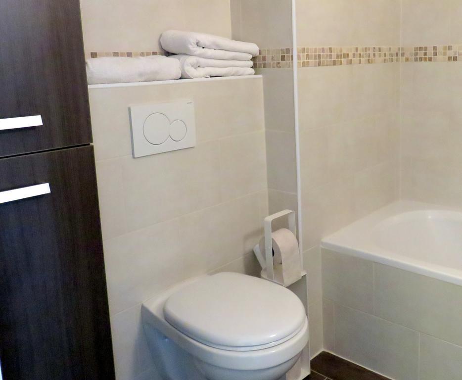 Brussels Louise Studio Apartment Ruang foto